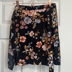 American Eagle wrap around skirt in black floral pattern
